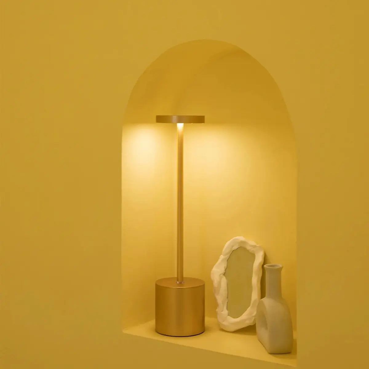 Touch Sensor Night Light with Soft, Gentle Illumination